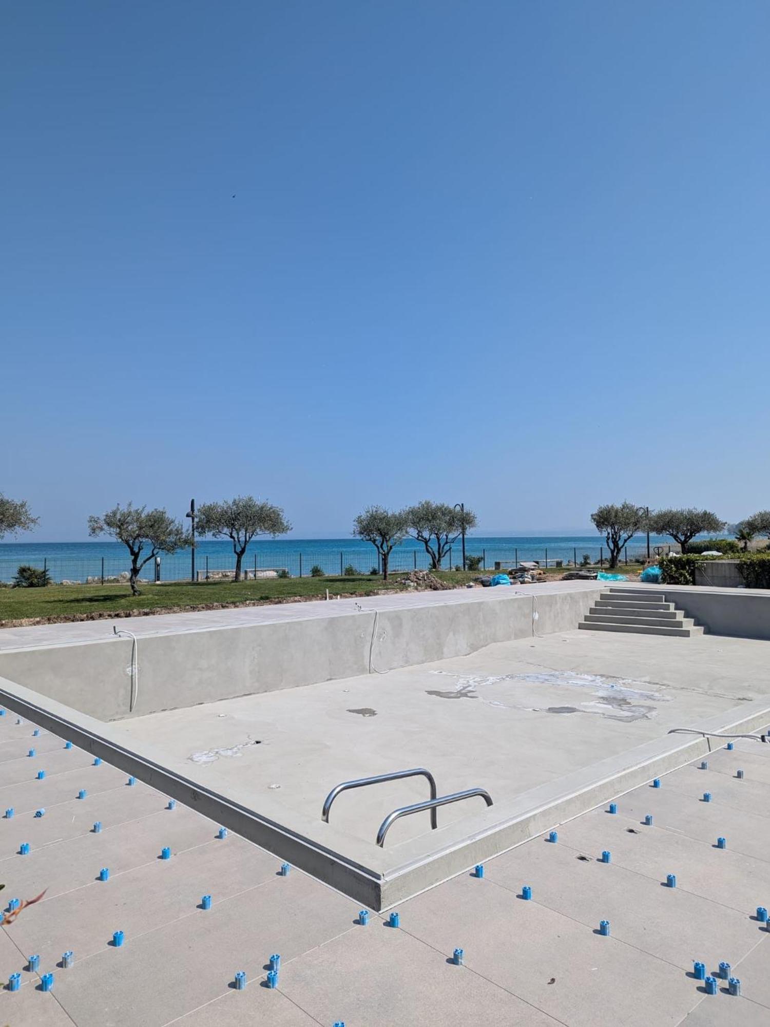 Vista - & Pool Apartment Sirmione